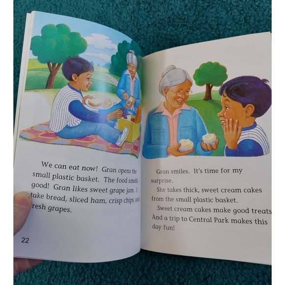 Houghton Mifflin Reading Phonics Library Nature Walk & Amazing Animals Book Lot - Picture 2 of 8